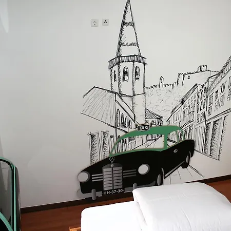 بيت شباب 2300 Thomar تومار