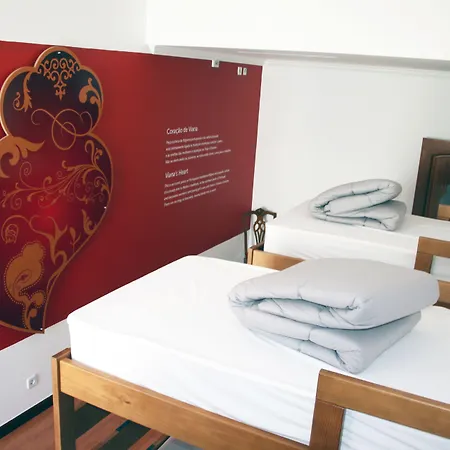 2300 Thomar Hostel Tomar