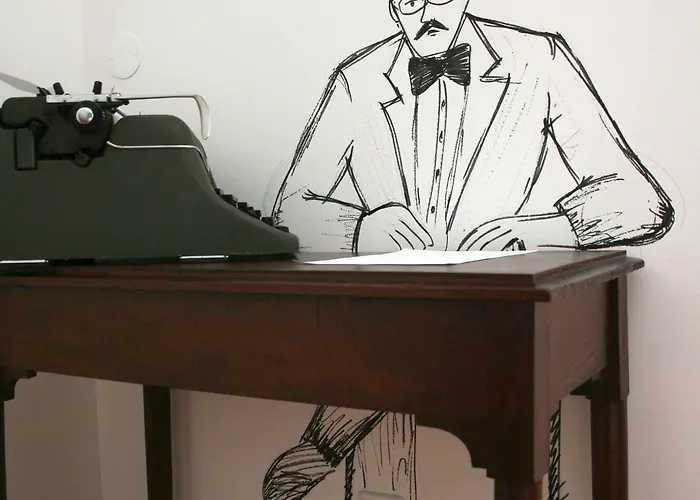 2300 Thomar Hostel Tomar